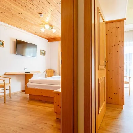 Ciasa Blancia Bed & Breakfast Corvara In Badia